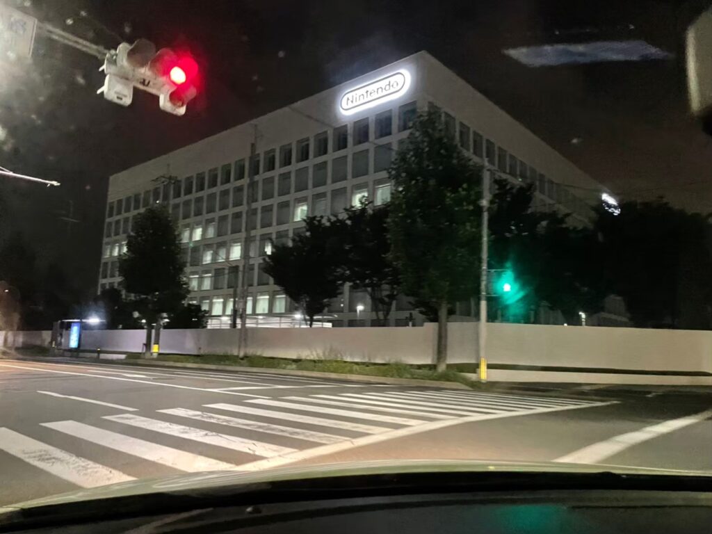 任天堂本社 京都 夜