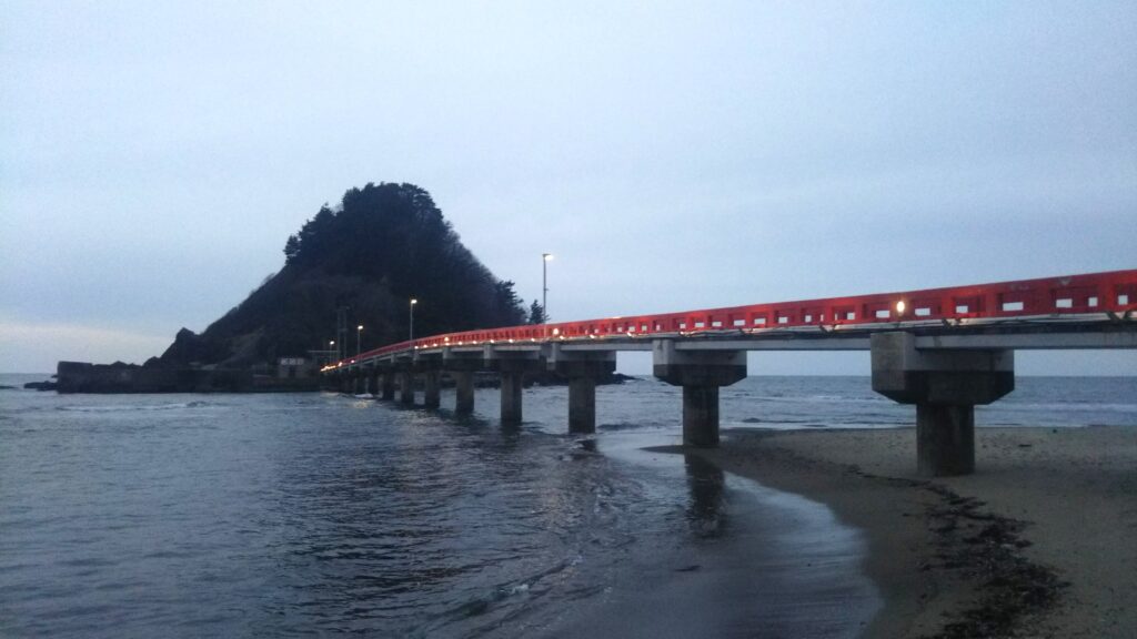 由良海岸 白山島